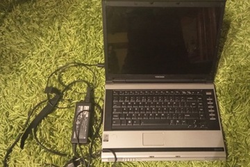 Laptop Toshiba.  