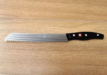 Nóż do chleba Zwilling 210 mm