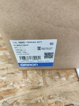 Fabrycznie zapakowany moduł Omron R88D-1SN04H-ECT