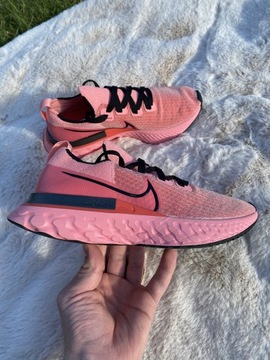 Obuwie do biegania Nike React Infinity Run FK 38.5