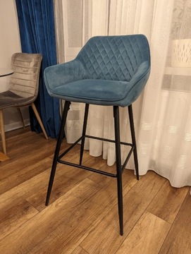 Krzesło barowe - solidne - metalowe nogi