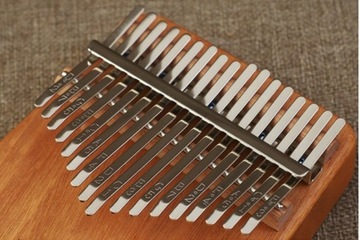 KALIMBA DREWNIANA BRĄZ ZANZA MBIRA 17 klawiszy C