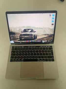 Apple MacBook Pro 13 8gb 512gb ssd Touch Bar 2017