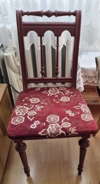 Krzesło tapicerowane  drewniane