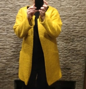 Sweter Płaszcz kobiecy żółty
