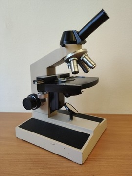 Mikroskop biologiczny PZO Studar