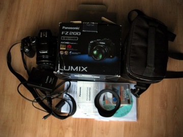 Panasonic Lumix DMC-FZ200 czarny Leica zoom 24x