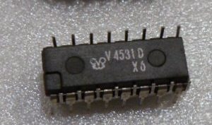 V4531D = CD4531  generator parzystości  RFT  DDR