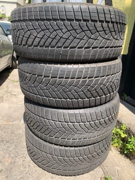 Bridgestone Blizzak DM-V3 275/45R21, 4 szt.