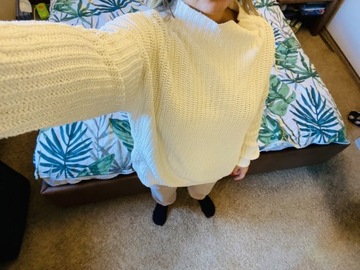 Sweter biały Oversize