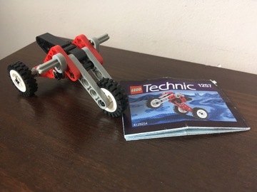 LEGO Technic 1257 Trójkołowiec + instrukcja