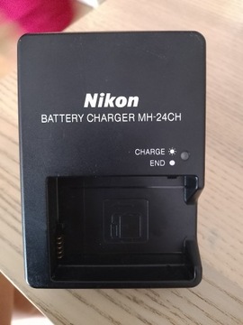 Ładowarka Nikon barttery charger MH-24CH