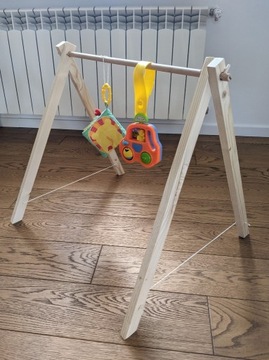  Stojak edukacyjny jak baby gym drewniany handmade