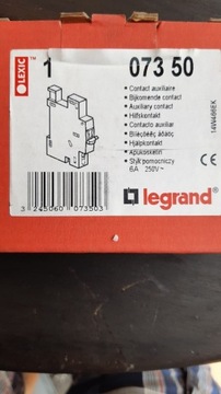 Legrand styki pomocnicze 07350 boczny do wyłączników.