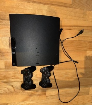 Konsola Sony Playstation 3 + dwa pady 