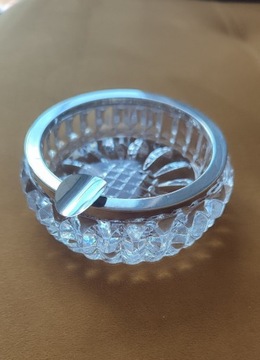Popielniczka kryształowa okuta srebrem 925