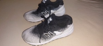 New Balance. Buty sport.. Rozmiar.42. Dł.26,5 cm.