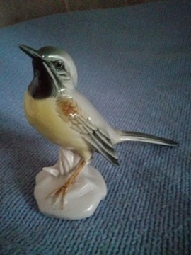 Karl Ens  Figurka Ptaka Pliszka siwa w glazurze.