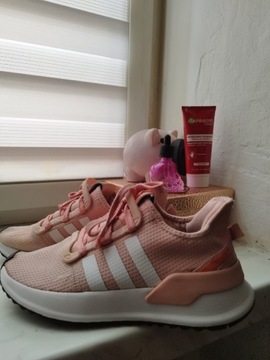 Buty adidas z odblaskiem 