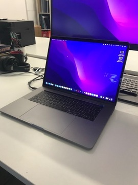 2018 MacBook Pro 15 i7 2,2GHz 16GB 256GB, Radeon 5