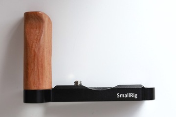 Smallrig 2467 L-Shaped Wooden Grip do Sony RX100