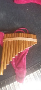 Fletnia Pana, instrument z 15 rurek  strój C