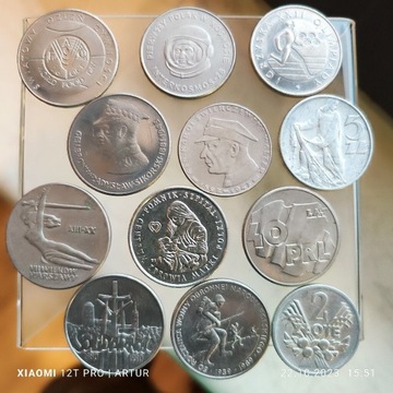 12 monet z epoki PRL 