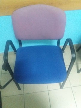 Krzesło bez blatu