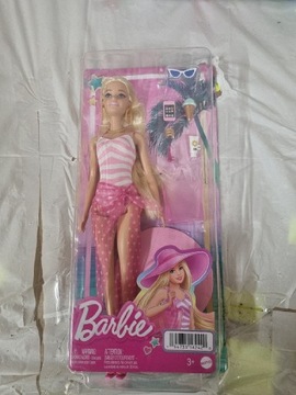 Lalka barbie na plaży akcesoria