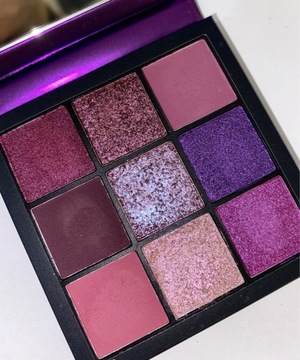 Paleta Huda Beauty Amethyst Obsessions