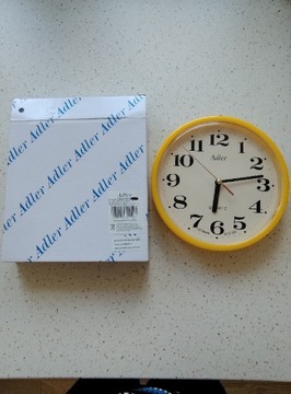 Zegar ścienny firmy Adler