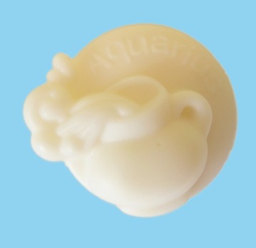 Figura z mydełka glicerynowego znak zodiaku WODNIK