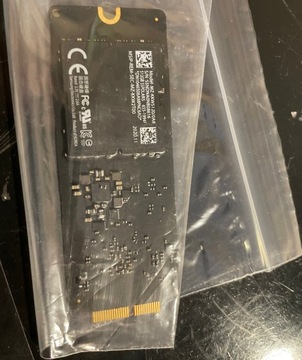 Oryginalny Dysk SSD Apple 512GB MZ-KKW5120 A1398