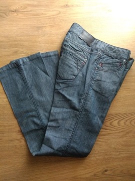 Spodnie jeansowe Reserved  W29 L32