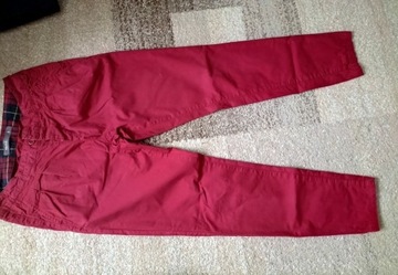 Wygodne bawełniane czerwone spodnie 36