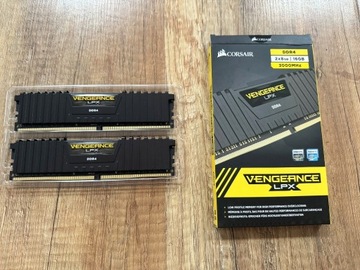 Pamięć RAM 16GB DDR4 3000MHz Corsair Vengeance LPX super stan