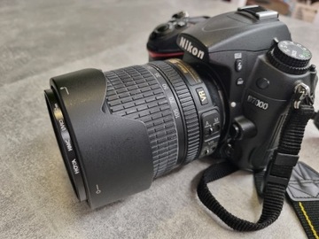 Nikon D7000, obiektyw 18-105mm AF-S DX VR, torba