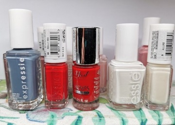 Lakiery Essie i Neonail + Gratisy