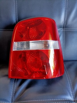 Lampa tylna prawa vw touran hella NOWA