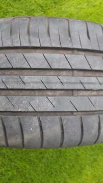 Goodyear 22rok Efficient Grip  225/40 R18 7mm 2szt