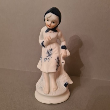 Figurka porcelanowa dziewczynka z gąską