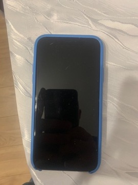 Sprzedam iPhone 11 64gb 