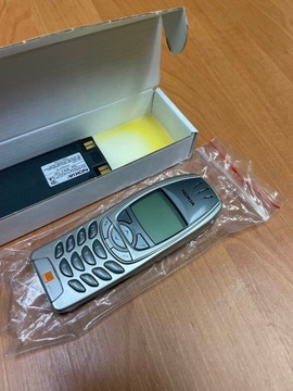 Piękna Nokia 6310i - stan idealny, oryginalna.