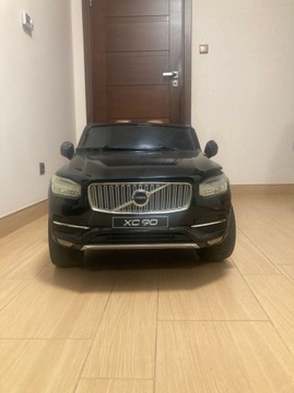 Samochód Volvo XC 90 na akumulator