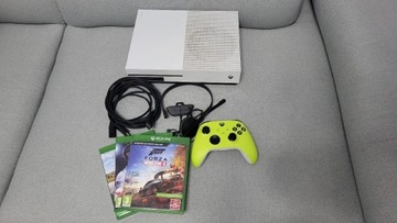 Xbox One S 500GB+ oryginalny Pad + 4 Gry
