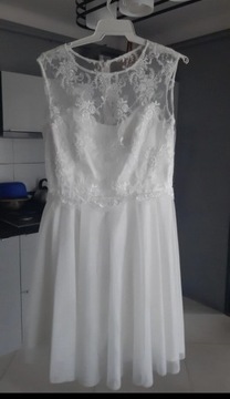 Biała tiulowa sukienka 