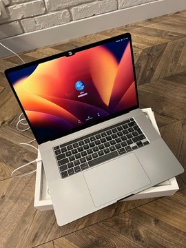 MacBook Pro 2019 A2141 16" i9 64 GB / 512 GB szary