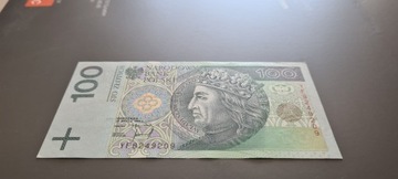 100z UNC 1994r YF 8249209 seria zastępcza.Zaprasza