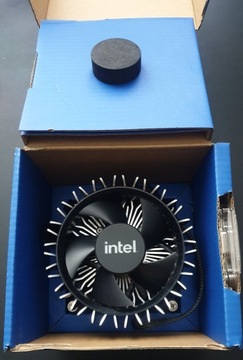 Procesor Intel Core I9-13900 Raptor Lake + BOX Cooler RH1