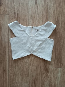 Biały crop top na grubych ramiączkach 40 L wiskoza